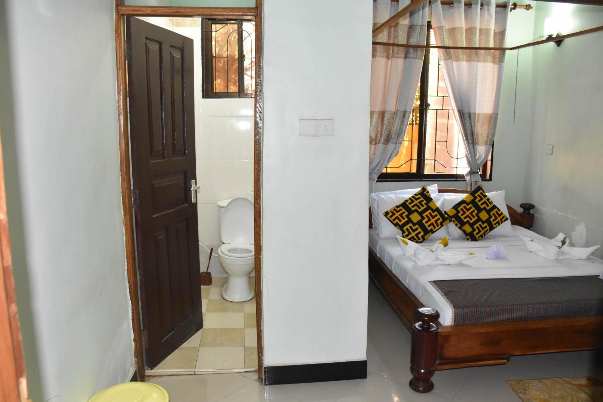 Travellers Home Νταρ ες Σαλάμ Εξωτερικό φωτογραφία