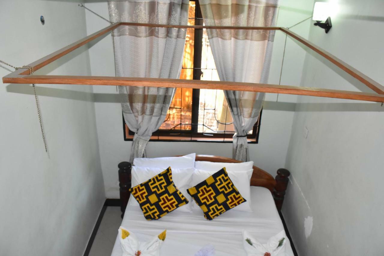 Travellers Home Νταρ ες Σαλάμ Εξωτερικό φωτογραφία